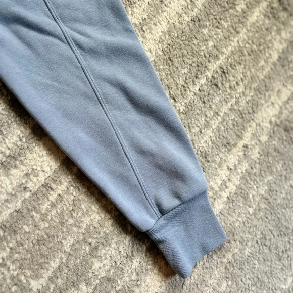 Fabletics • Catarina Mock Neck Half Zip Pullover - Picture 5 of 10